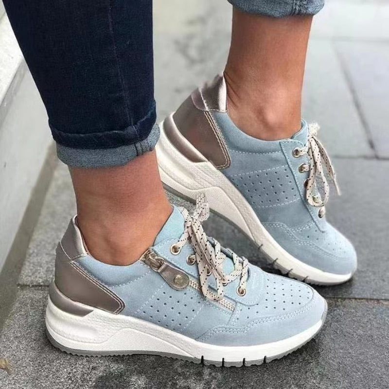 Clara Sneakers